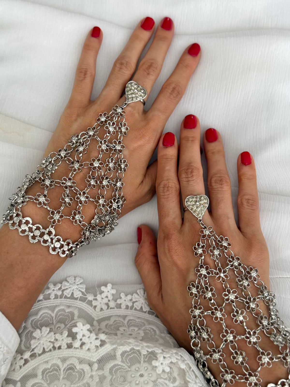Silver Plated Filigree hathphool (single piece )
