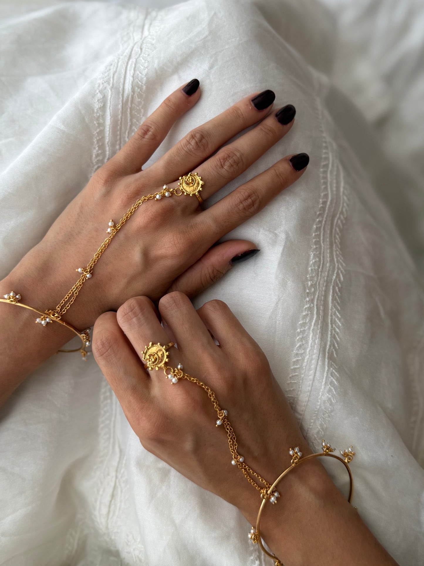 Gold Plated Minimalistic Hand Accessory (single piece)