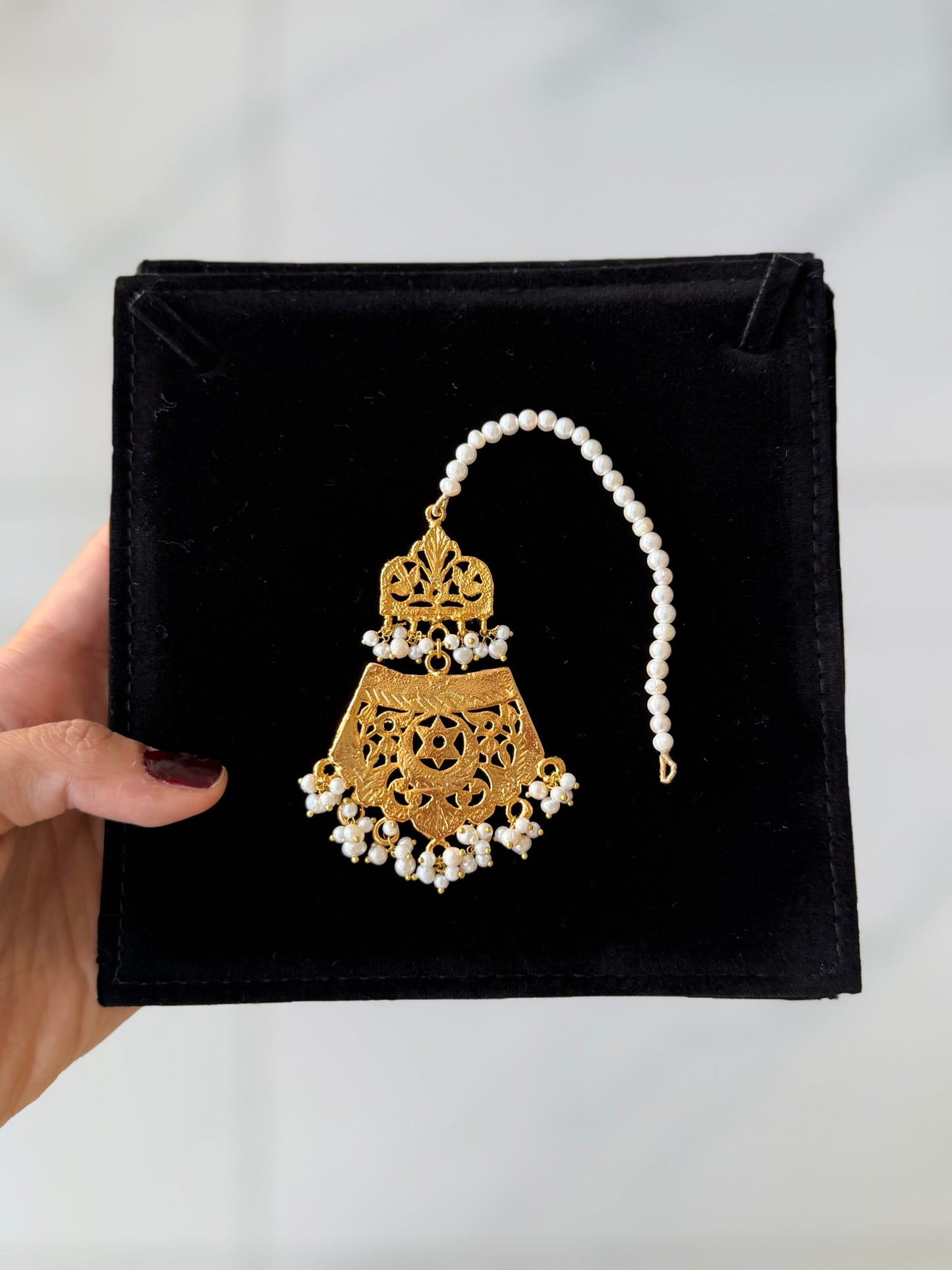 Gold Plated Teeqa with Pearls