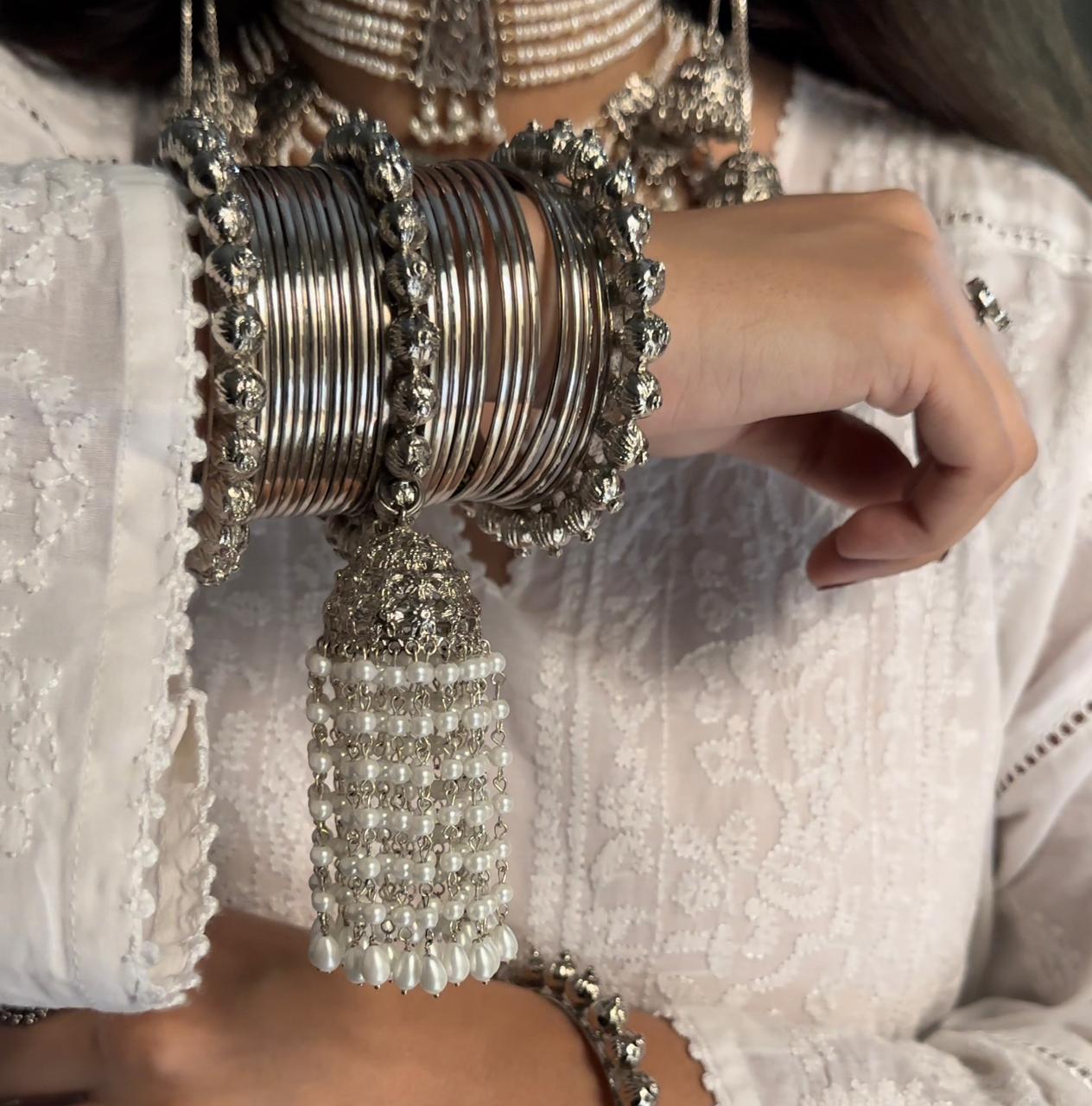 Bangle set with kadey