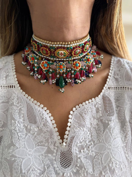 Noor-e-Meenakari set