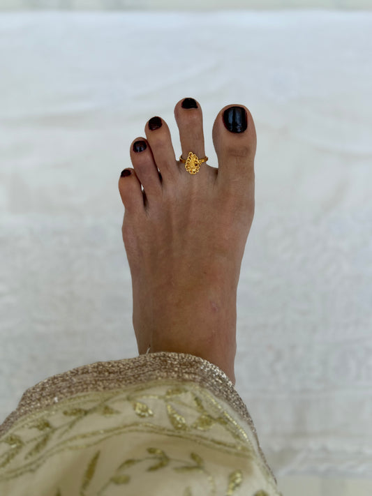 Gold Plated Peacock Toe Ring