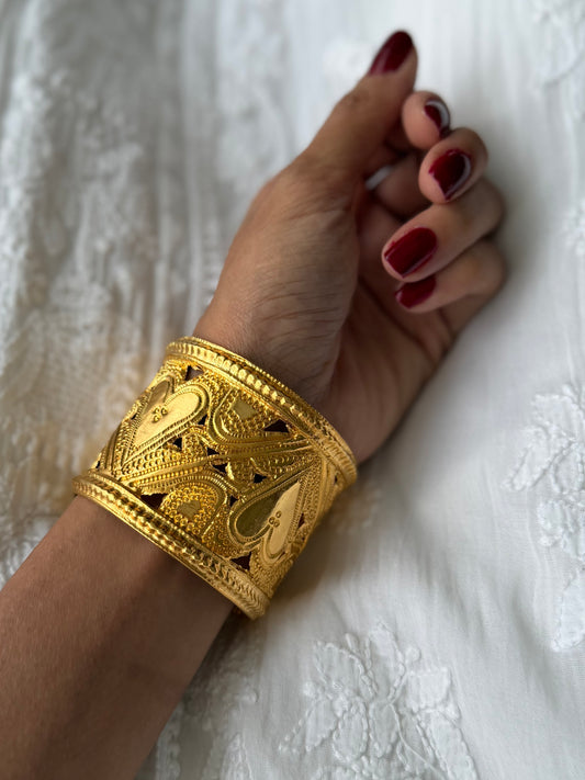 Gold Plated Antique Kada