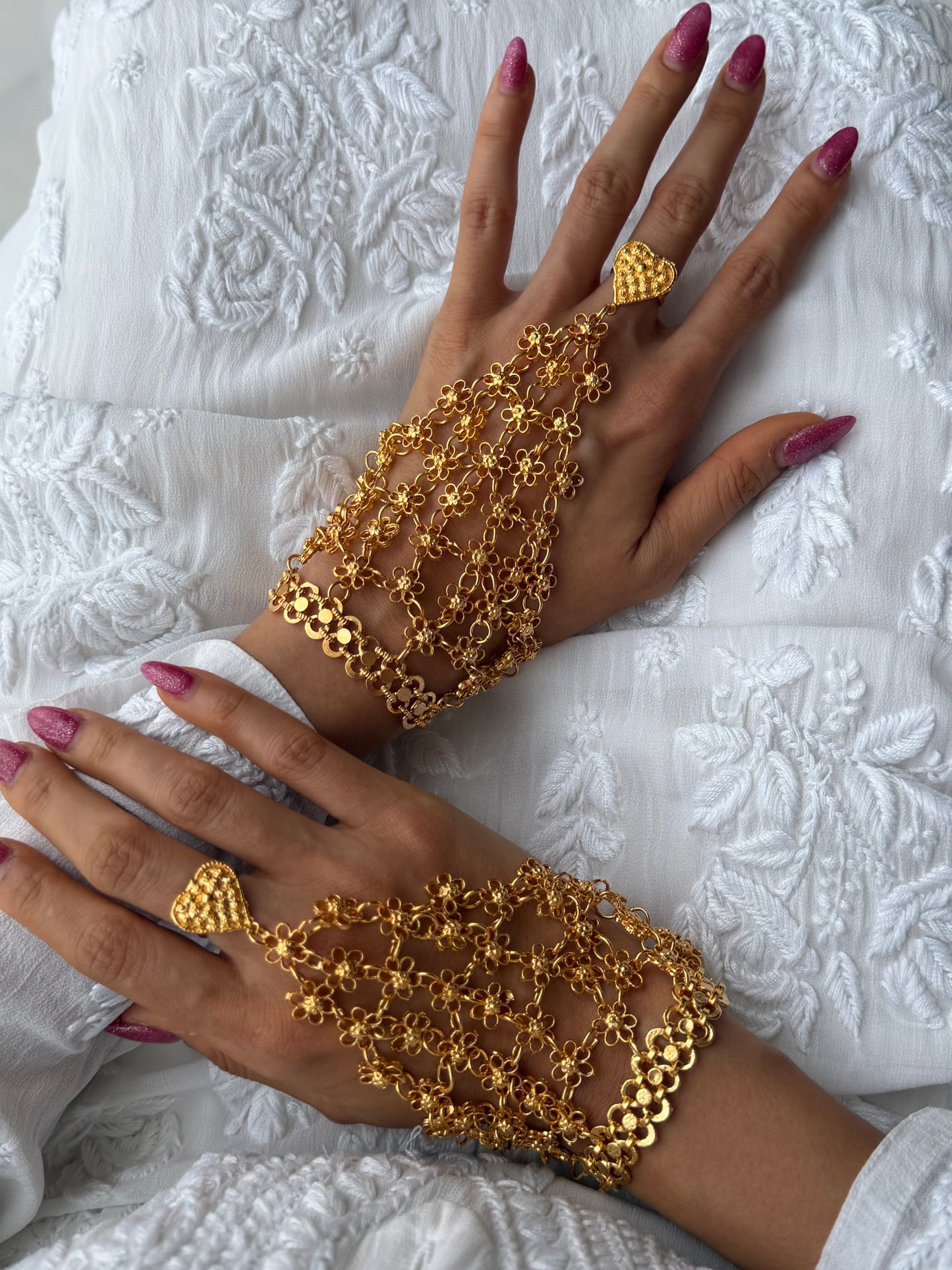 Gold Plated Filigree Hathphool (single piece)
