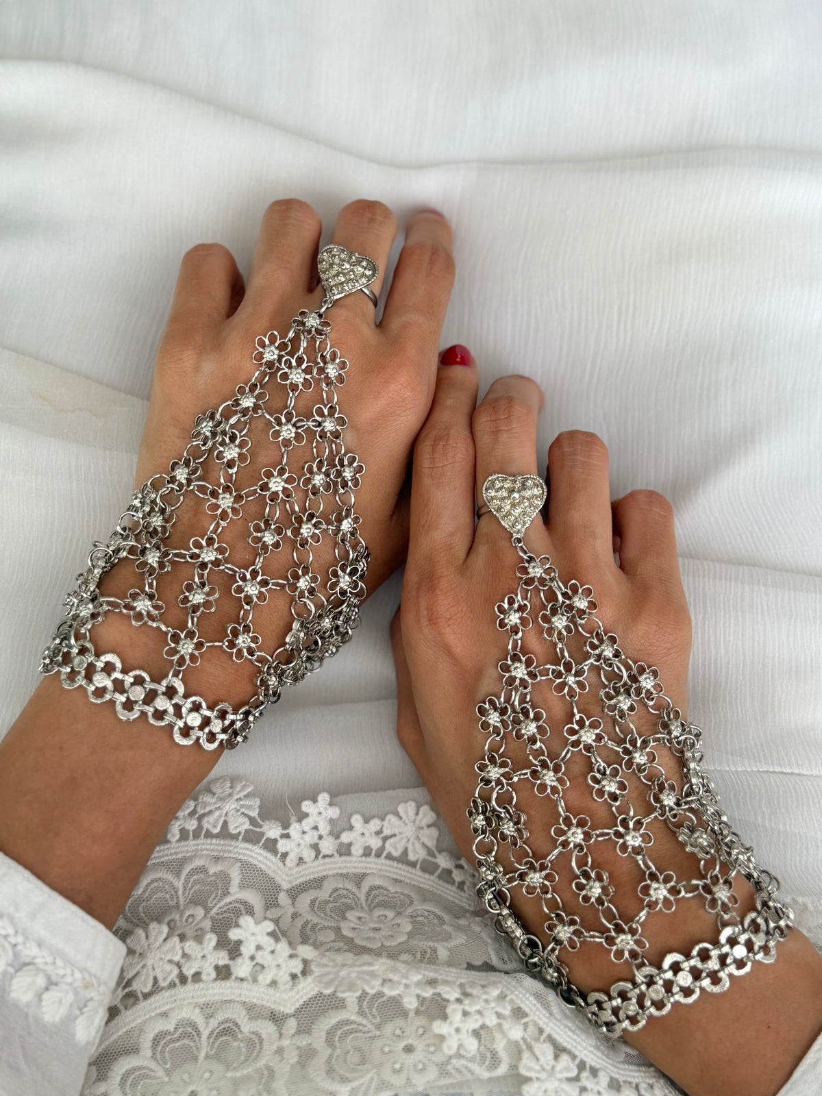 Silver Plated Filigree hathphool (single piece )