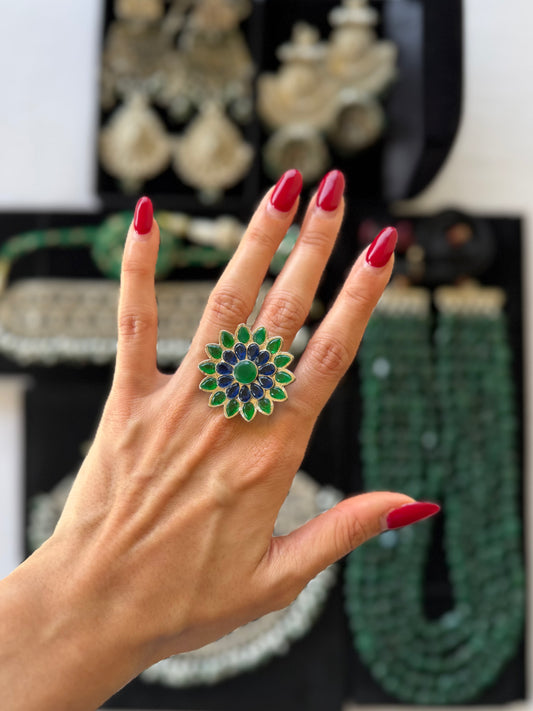 Green Onyx and Blue Sapphire Ring