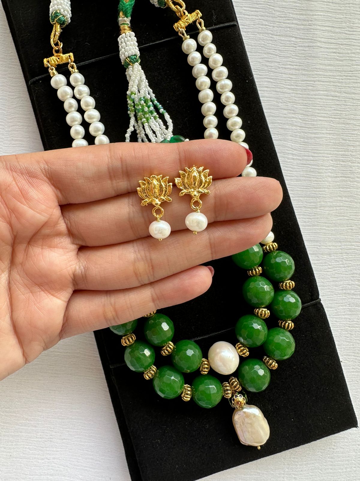 Real pearl x Emerald Mala Set