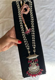 Tea Pink Swan Mala