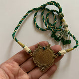 One motif Green Choker