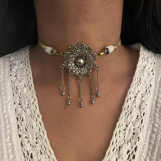 Filigree Minimalistic Choker